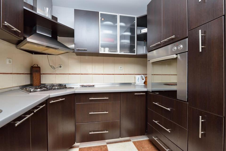 Sreca Apartment Near Beach With Bbq Бибинье Экстерьер фото